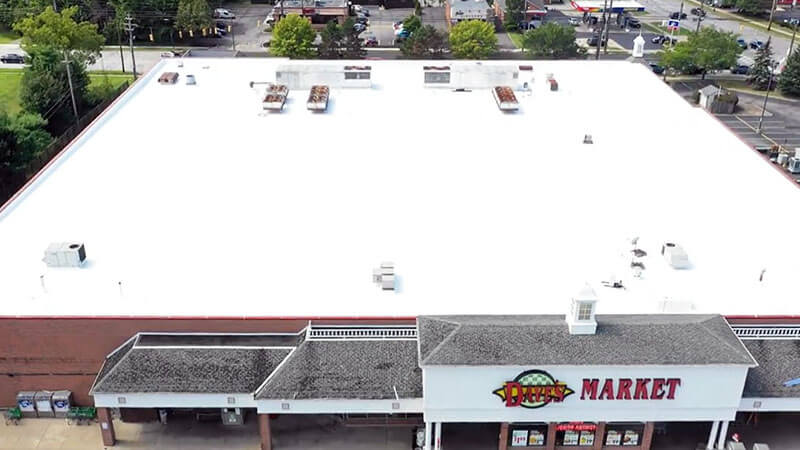 Parsons-Roofing-Company-Portfolio-Roof-Re-Cover-Daves-Supermarket-Building-Before
