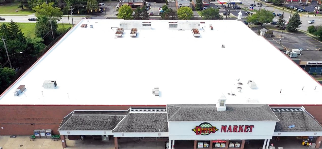 Parsons-Roofing-Company-Portfolio-Roof-Re-Cover-Daves-Supermarket-Building-Top
