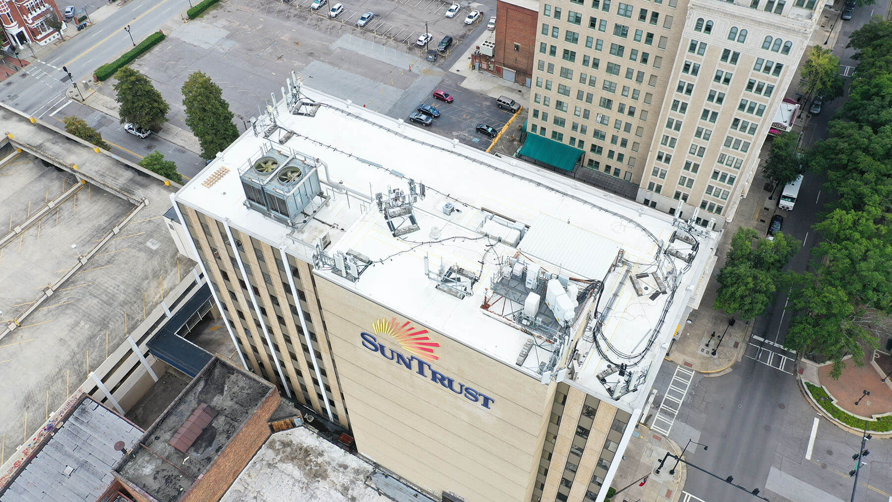 Parsons-Roofing-Company-Portfolio-Roof-Replacement-SunTrust-Top